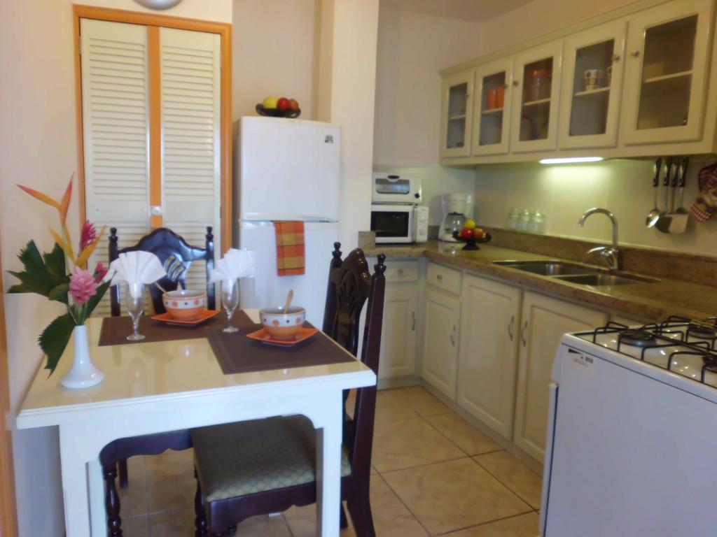 Bayside Villa St. Lucia Castries Habitación foto